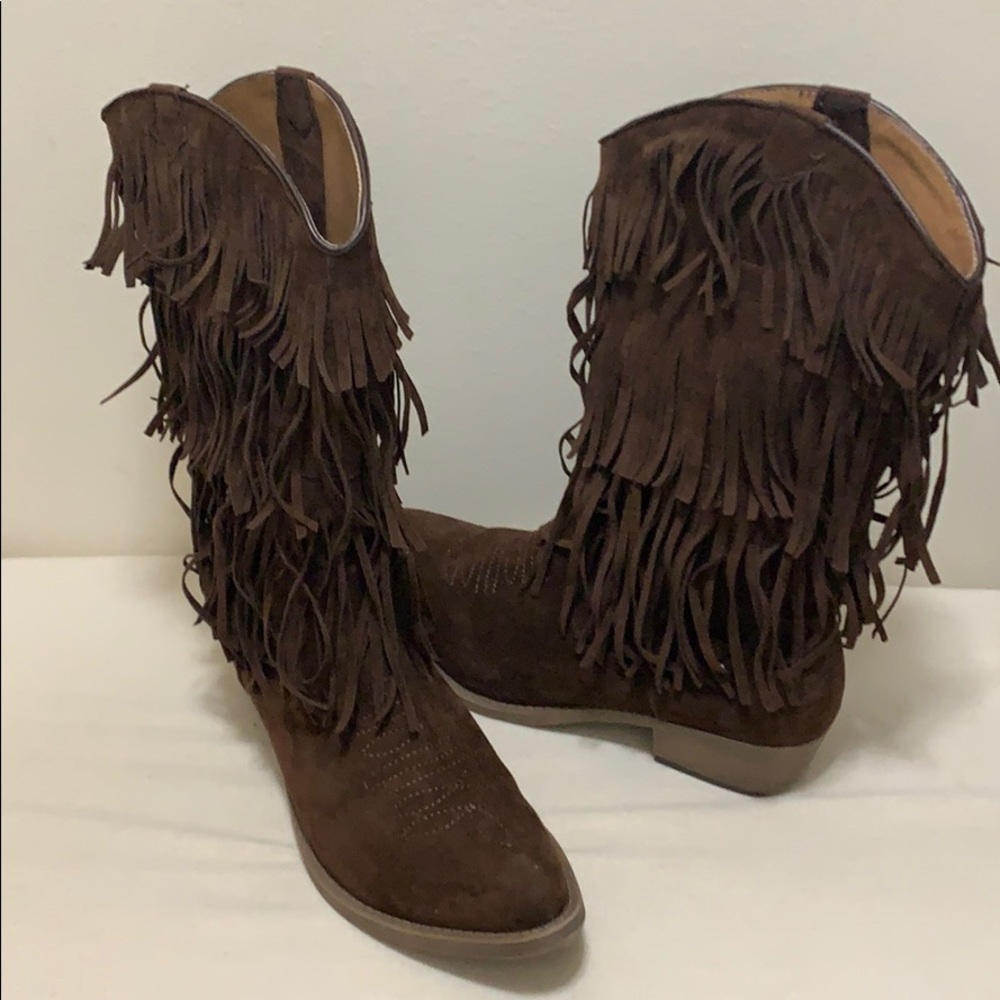 C. LABEL Topaz Fringe Western Boot